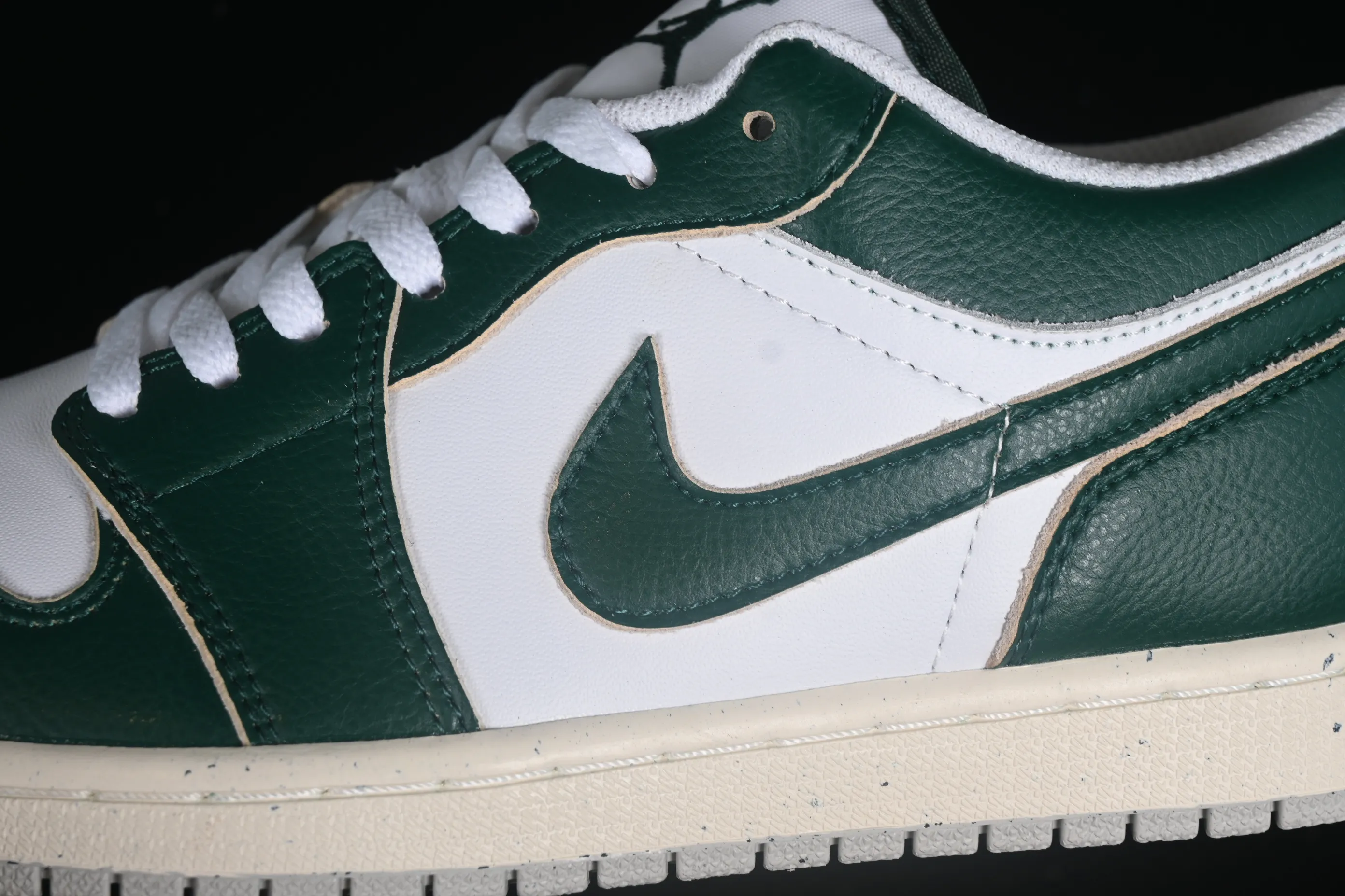 All categories Air Jordan Jordan series basketball shoes Air Jordan 1 Low Z version Air Jordan 1 Low AJ1 Joe 1 white and green low-top cultural casual sneakers FQ7687-300